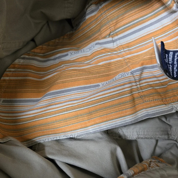 ARC'TERYX Women’s Damen Khaki Cropped Capri Hiking Pants Sz10 - Picture 15 of 15